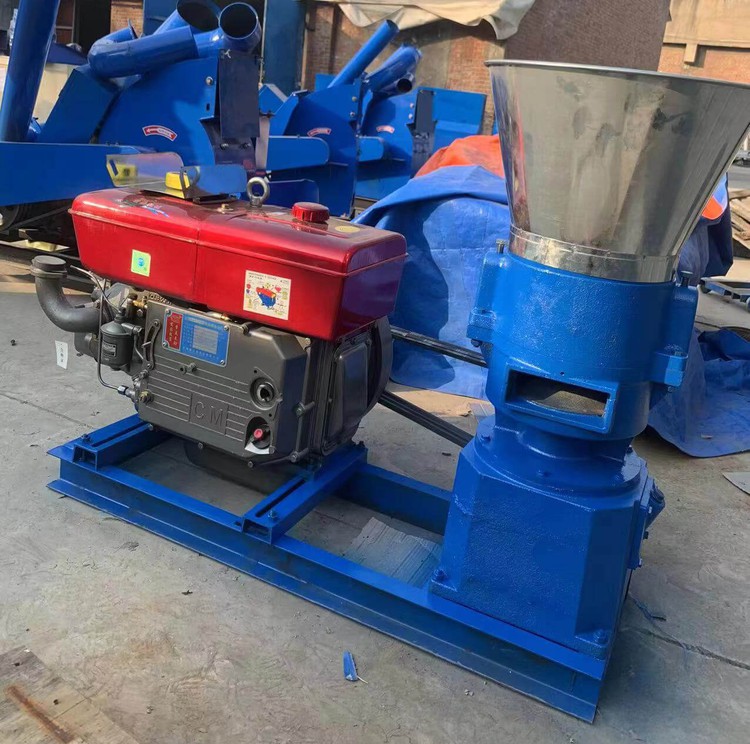 Intelligent small animal feed pellet machine Intelligent small animal feed pellet machine